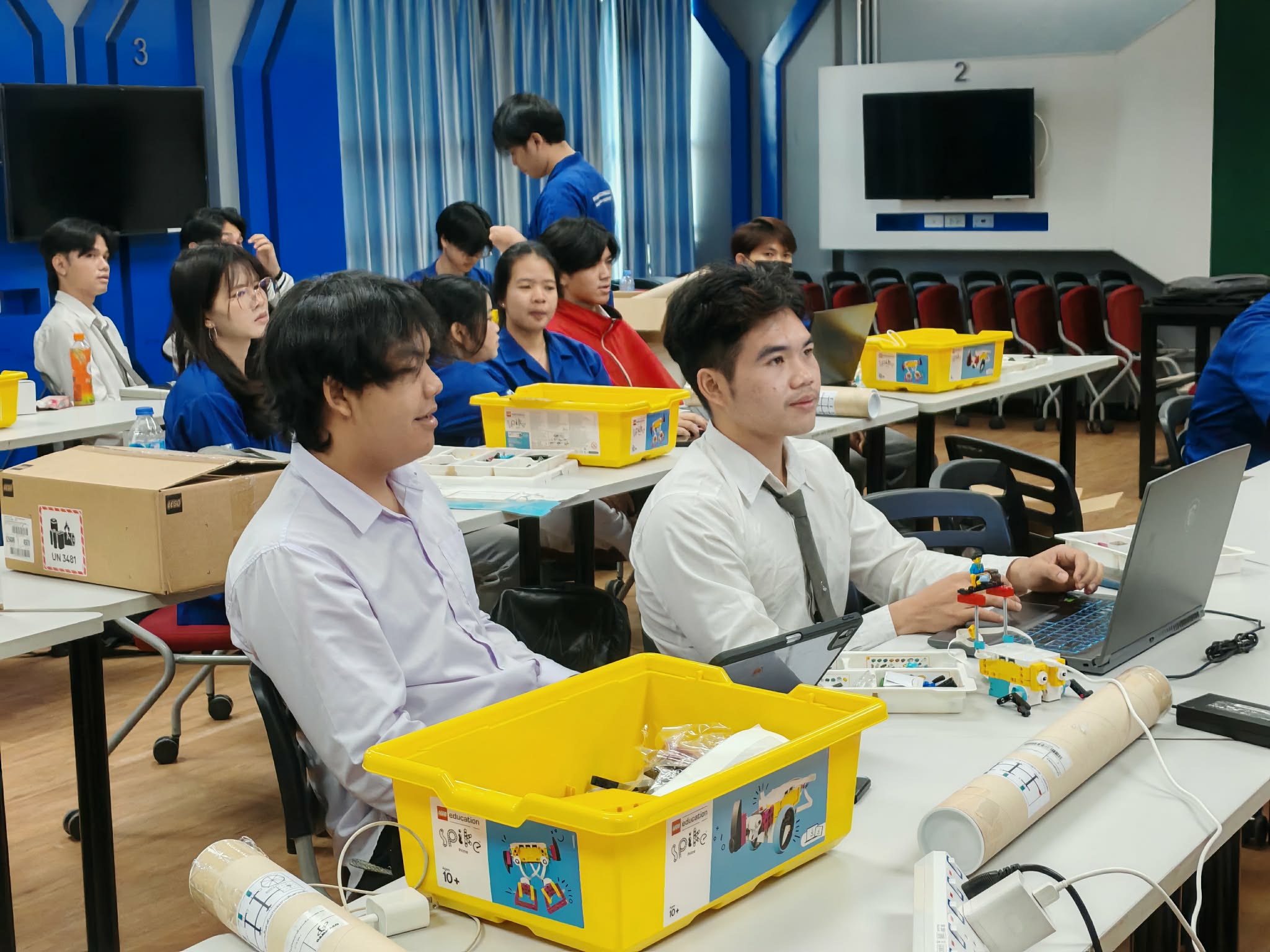  ปลุกพลังนักพัฒนา ก้าวสู่โลกหุ่นยนต์ยุคดิจิทัล 