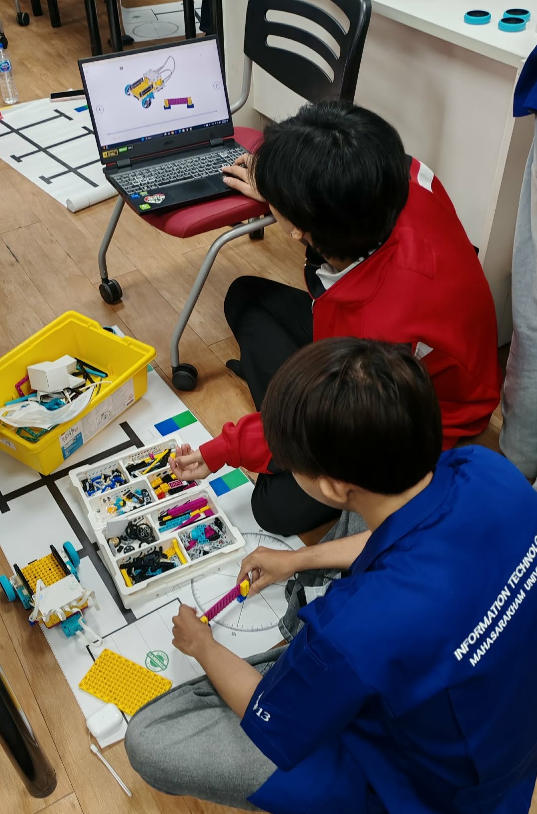  ปลุกพลังนักพัฒนา ก้าวสู่โลกหุ่นยนต์ยุคดิจิทัล 