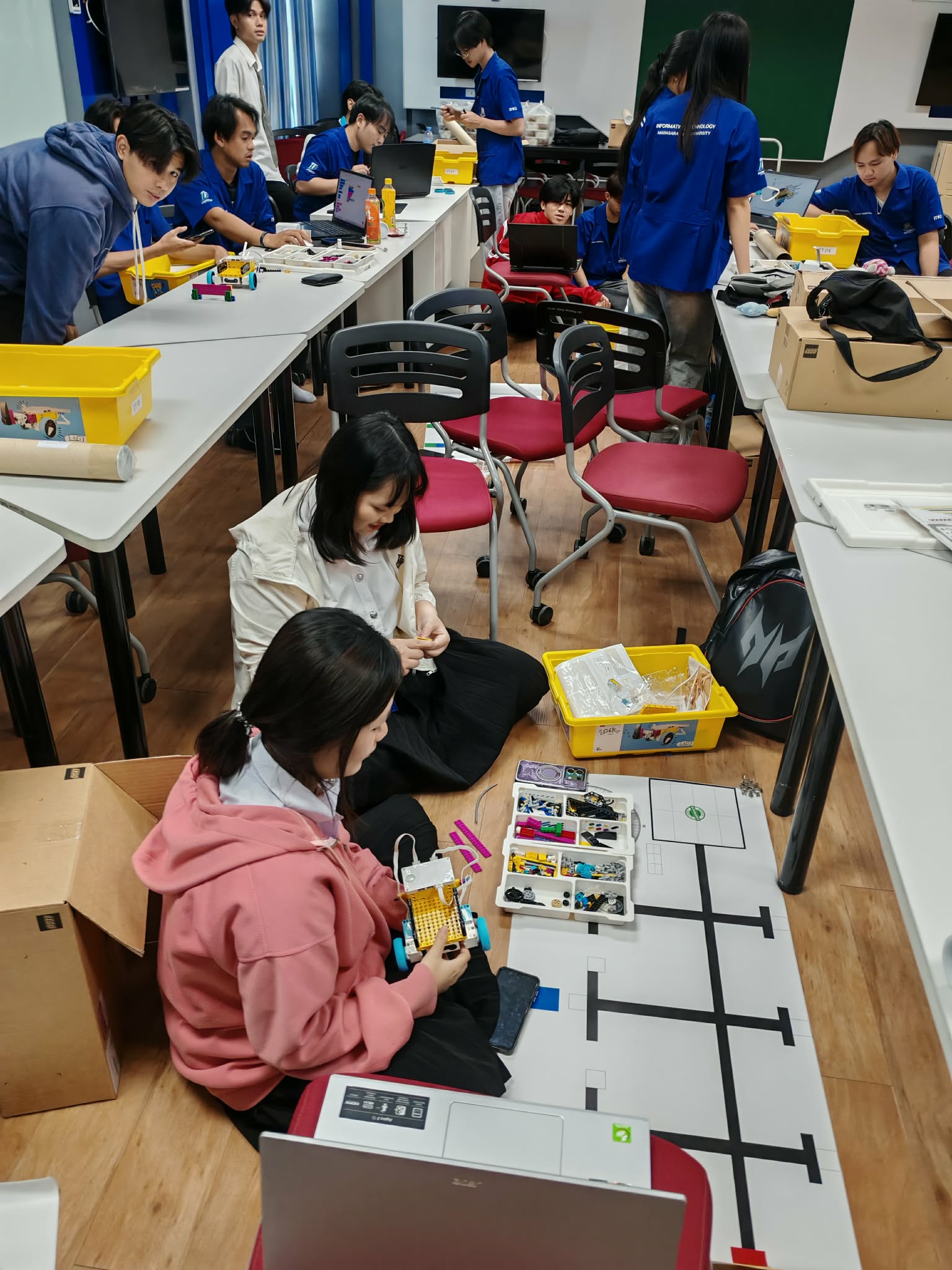  ปลุกพลังนักพัฒนา ก้าวสู่โลกหุ่นยนต์ยุคดิจิทัล 