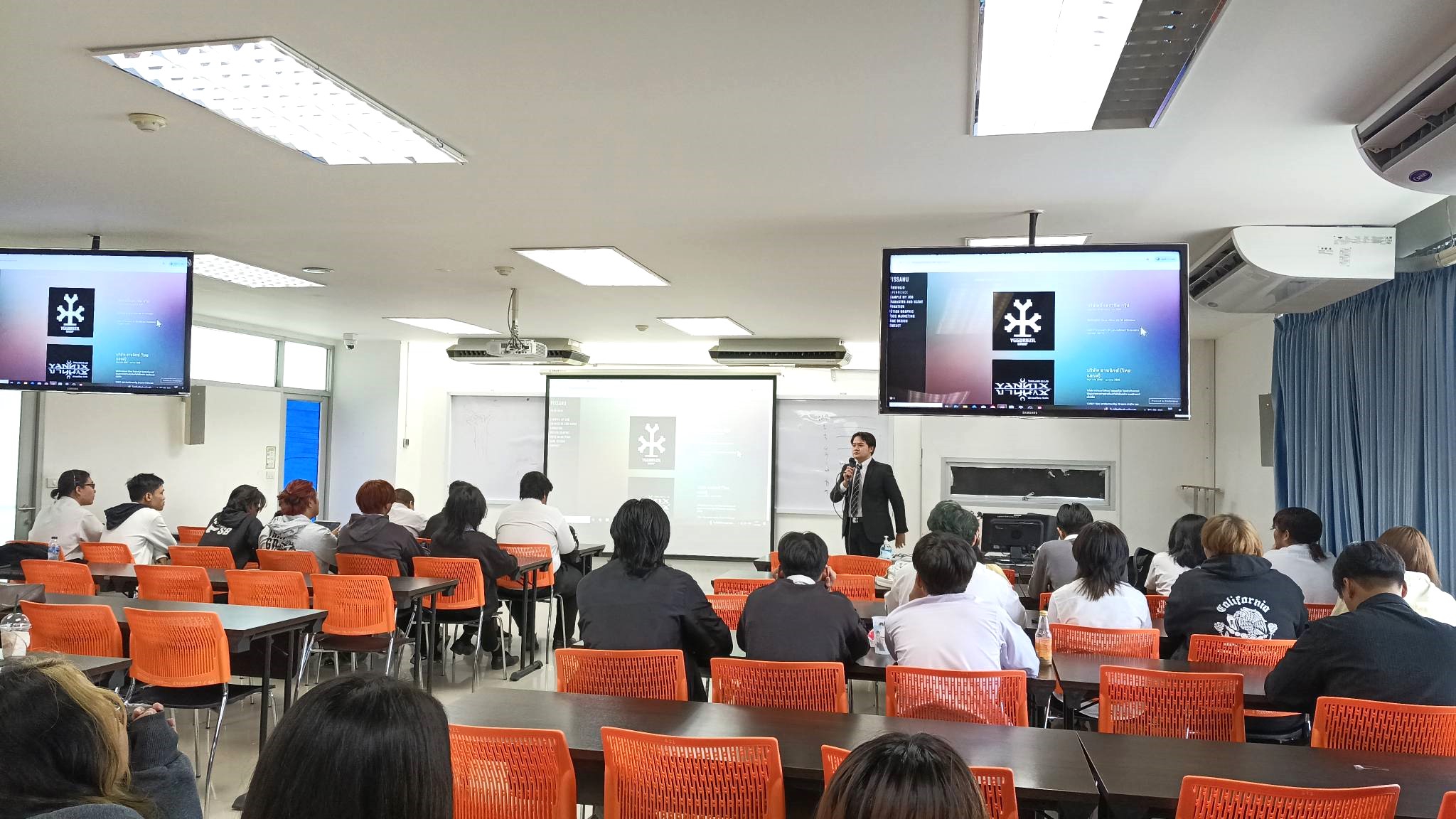 ภาควิชาสื่อนฤมิต คณะวิทยาการสารสนเทศ จัดกิจกรรมสร้างเครือข่ายศิษย์เก่าสื่อนฤมิตสัมพันธ์ ภายใต้หัวข้อ “เทคโนโลยีสมัยใหม่และการจ้างงานในอุตสาหกรรมแอนิเมชัน เกม และภาพยนตร์ดิจิทัล”